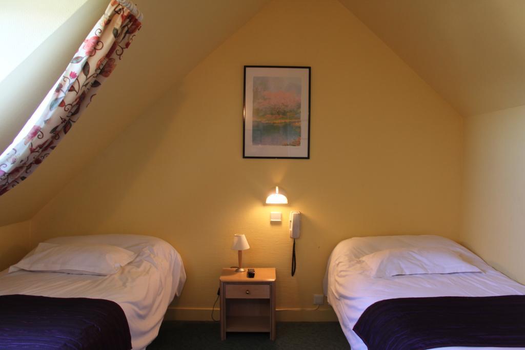 Hotel Des Bains Lancieux Pokoj fotografie